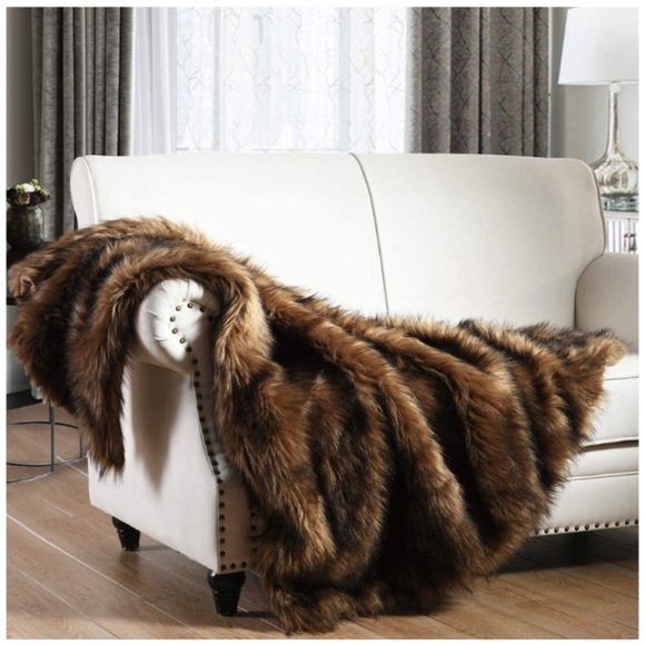 Fluffy Faux Fur Throw Blanket, Brown 60” x 80”